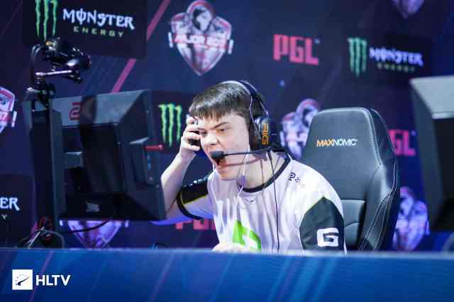 高度团结和 高度团结和