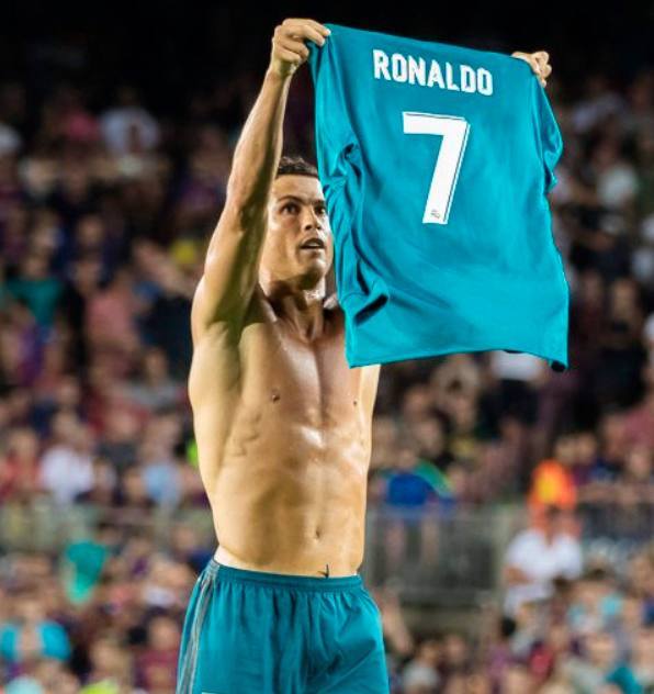 卡瓦尼以超 卡瓦尼以超